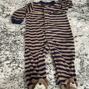 3/$15 Carters Cozy Footies 9 Months